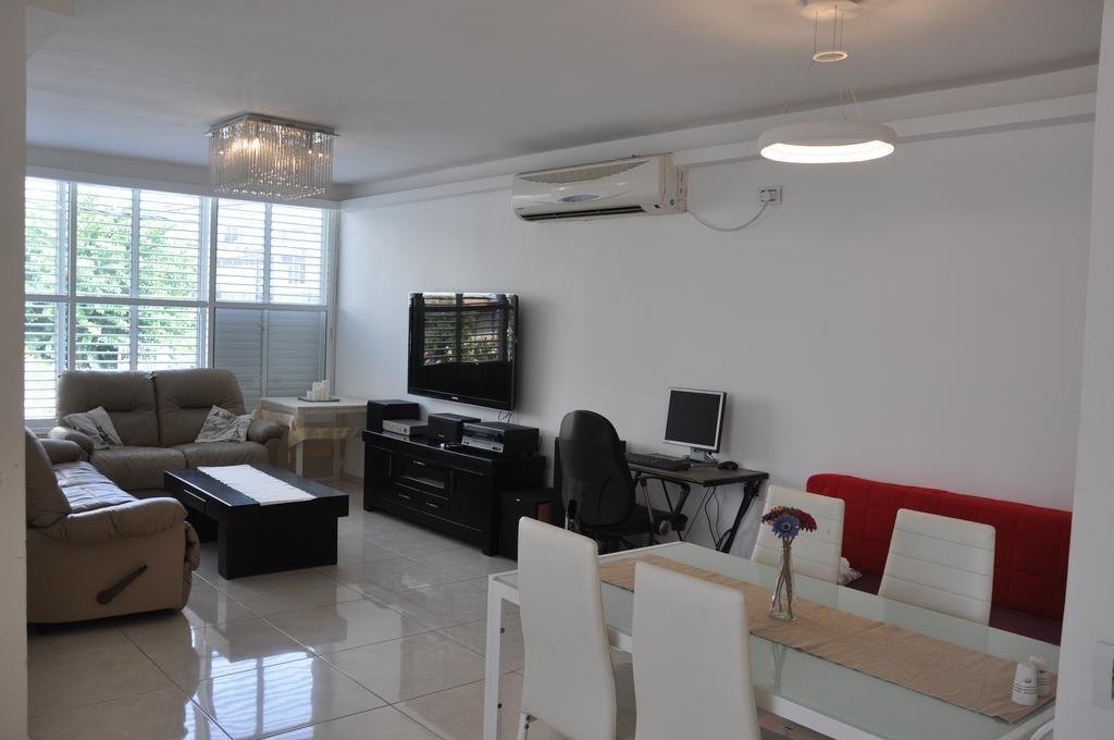 Vip Apartment Bat Yam Ngoại thất bức ảnh